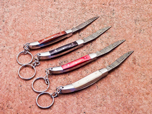 Couteau pliant de poche en acier Damas fait à la main Lot de 4 pièces Couteaux conçus sur mesure - Product Image 5