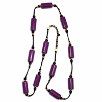 Collier de soirée noir et durable pour femmes