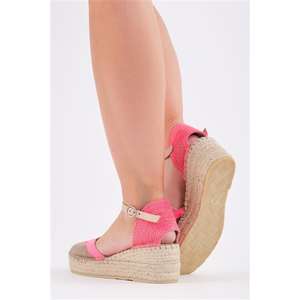 Alpargata cerrada con punta en cuña - Product Image 5