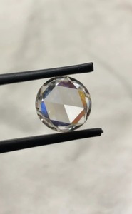 Diamante de moissanita de corte de Rosa Blanca de 3 quilates | Hecho a mano | Fabricación de anillos de Diamantes y otras joyas de diamantes - Product Image 4