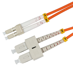 <span class=keywords><strong>สาย</strong></span>แพทช์ไฟเบอร์ออปติกแบบมัลติโหมด LC LC ดูเพล็กซ์ OM1 62.5/125 แบบมีเกราะป้องกัน ความยาว <span class=keywords><strong>3</strong></span> 5 10 <span class=keywords><strong>เมตร</strong></span> พร้อมรหัสสี <span class=keywords><strong>ราคา</strong></span>โรงงาน - Product Image 2