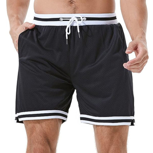 Venta al por mayor de alta calidad de poliéster de gimnasio pantalones cortos de deporte para los hombres de baloncesto pantalones cortos de malla personalizados - Product Image 1