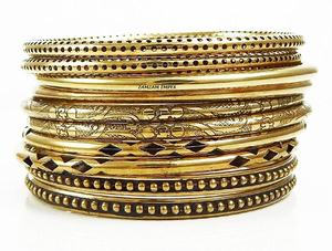 Ensemble de bracelets en laiton assortis faits à la main de qualité supérieure pour femmes par Zam Zam Impex - Product Image 2