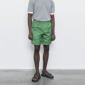 Short coupe-vent pour hommes, respirant, extérieur, coupe-vent, taille élastique, short en nylon imperméable avec logo personnalisé - Product Image 1