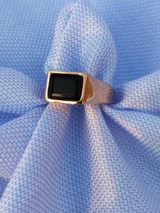 Bague fine en argent sterling 925 pour homme Pierre précieuse d'onyx noir faite à la main avec placage à l'or Lot de bagues en onyx noir par des artistes indiens - Product Image 2