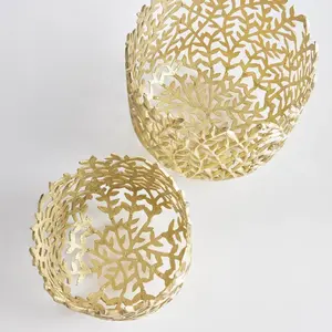 Urna de hierro tradicional brillante para flores, jarrón decorativo de mesa, diseño costero, ecológico, hecho a mano, maceta floral para bodas, Zahid Exports - Product Image 3