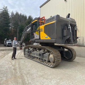 Excavatrice sur chenilles robuste EC550EL en excellent état – Machine de construction puissante - Product Image 1