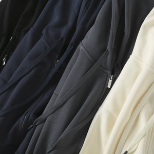 Fabricant de sweats à capuche zippés, sweats à capuche en molleton argenté personnalisé 600 g/m², sweats à capuche zippés en molleton français, sweats à capuche surdimensionnés - Product Image 2