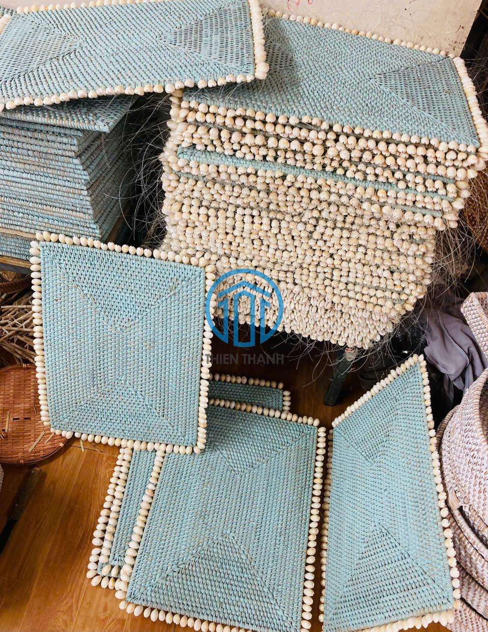 เป็นรูปถ่าย