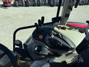 2025 MASSEY FERGUSON 5M.135 Acheter pas cher d'occasion Massey Ferguson Tracteur agricole 100HP - Product Image 6