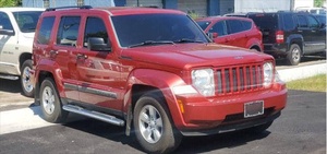 Jeep Liberty SPORT Turbo AWD 2010 d'occasion, sièges en cuir, intérieur clair, conduite à gauche - Product Image 2