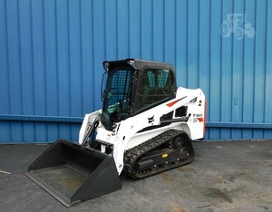 รถตักล้อยาง BBOBCAT T450 ปี 2019 แบบตักหน้าและตักด้านข้าง ขนาด 35 ตัน เครื่องยนต์แคตเตอร์พิลลาร์ พร้อมปั๊มไฮดรอลิก TCM มอเตอร์ ลูกปืน และเกียร์ - Product Image 2