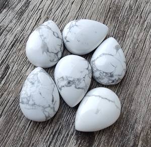 Vente en gros Lavira IGI Cristal Howlite naturel certifié Pierres précieuses taille poire Cabochon en vrac blanc Larme calibrée à dos plat - Product Image 4