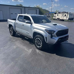 Toyota Tacoma TRD Sport 2024 Usada con Tracción en las 4 Ruedas - Product Image 1
