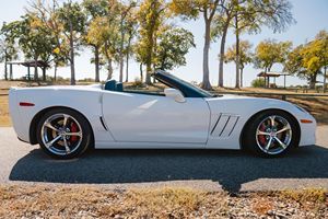 รถเชฟโรเลต คอร์เวทท์ แกรนด์ สปอร์ต รุ่นปี 2013 ฉลองครบรอบ 60 ปี แบบเปิดประทุน มือสอง พวงมาลัยซ้าย/ขวา - Product Image 2