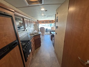 Caravane d'occasion Winneb-a-g-o V-i-s-t-a 29VE 2017 à vendre - Product Image 2