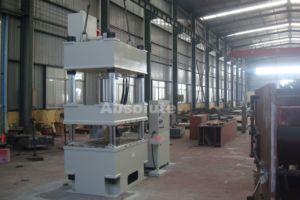 <span class=keywords><strong>Prensa</strong></span> hidráulica de ladrillos de arcilla de cuatro columnas, 30.000 <span class=keywords><strong>toneladas</strong></span>, manguera de laboratorio dental, tubo de herramienta, carretillas, máquina pequeña - Product Image 4