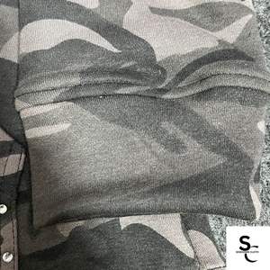 เสื้อฮู้ดลายพรางปรับแต่งได้เต็มที่ ผ้าเฟรนช์เทอร์รี่คุณภาพสูง มีจำหน่ายในราคาโรงงาน - Product Image 6