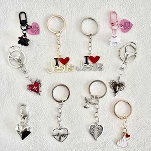 Venta al por mayor logotipo personalizado cadena anillo metal llavero colgante forma Irregular letras <span class=keywords><strong>llaveros</strong></span> Acero inoxidable llavero - Product Image 5