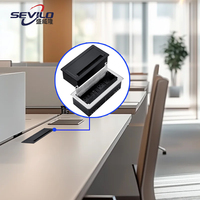 Enchufe de Corriente Retráctil para Escritorio SEVILO UK con 3 Tomas y 2 Puertos USB, Caja de Conexión Oculta de Aleación de Aluminio