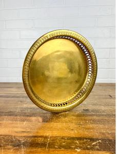 ถาดเสิร์ฟทองเหลืองตกแต่งดีไซน์เนอร์คุณภาพดีเยี่ยม สำหรับโรงแรมและบ้าน ถาดสำหรับงานอีเว้นท์และเทศกาล - Product Image 2