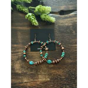 Pendientes colgantes de perlas graduadas hechas a máquina con turquesa Kingman y cobre, estilo Navajo - Product Image 1