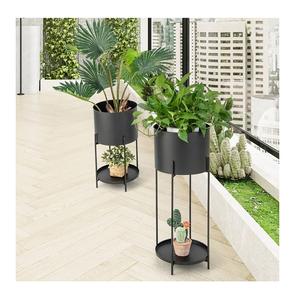 Maceta metálica moderna con diseño minimalista y sistema de riego integrado maceta metálica con pie al mejor precio - Product Image 1