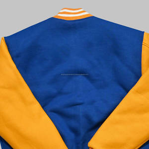 Chaqueta universitaria Letterman personalizada unisex lana Melton azul y amarilla con procesamiento recubierto de cuello levantado de cuero genuino - Product Image 4