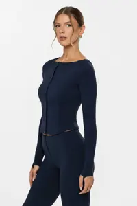 Ensemble de vêtements de sport extensible respirant de haute qualité pour femmes Ensemble de yoga sans couture pour la salle de sport - Product Image 2