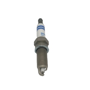 Bougie d'allumage BOSCH 0242129515 OEM de remplacement, état neuf - Product Image 3