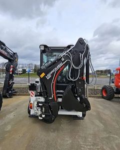 รถตักล้อยางมือสอง Hidromek HMK 62T ปี 2025 ยี่ห้อ JCB ขนาดเล็ก รับน้ำหนัก 2-5 ตัน ขับเคลื่อนด้วยสายพาน 4 ล้อ พร้อมมอเตอร์ Kubota - Product Image 4