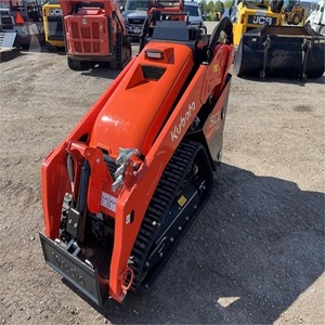 เครื่องจักรตีนตะขาบขนาดเล็ก2022 Kubota ที่แข็งแรงเครื่องจักรลื่นไถล SCL1000สำหรับวิศวกรรมและงานก่อสร้างพร้อมส่ง - Product Image 5