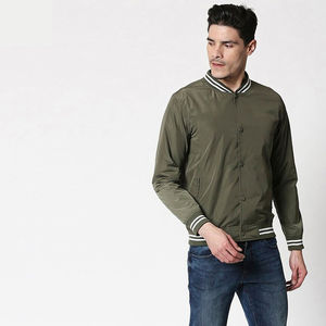 ¡Novedad de 2025! Chaqueta de satén universitaria de invierno personalizada para hombre, transpirable, a prueba de viento, ecológica, cuello levantado, deportes de equipo blanco/azul - Product Image 2