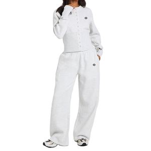 Conjunto Deportivo de Dos Piezas para Mujer, Sudadera con Botones y Pantalones Deportivos de Felpa, Corte Holgado, Ropa al por Mayor, Logotipo Personalizado - Product Image 1