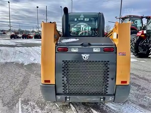 Chargeur sur roues de chargeuse compacte CASE SR210 d'occasion abordables et bon marché à vendre - Product Image 4