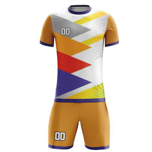 Ventes en gros de maillots de football pour hommes en polyester 100% personnalisés et bon marché, ensembles de maillots de football respirants, sublimation, service OEM pour adultes - Product Image 3