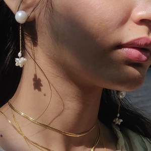 ต่างหูมุกทรงหยดน้ำ - Product Image 1