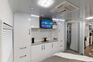 Autocaravana Avida – Modelo Fremantle C9214SLLuxury, Vehículo de Camping y Hogar con Motor Diésel, Construcción de Acero, Capacidad para 4 Personas - Product Image 6