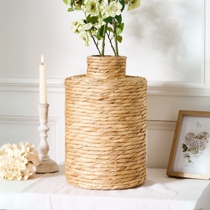Moderne tissé à la main Lakelyn eau jacinthe tige Vase-cadeau naturel pour elle, lui, ou la famille | TienPhong vente en gros - Product Image 3
