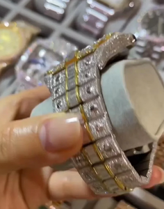 LAB Diamond Watch for Him Baguette Cut Iced Rectangle Caja de acero inoxidable Crystal Dial Window ETA Movimiento mecánico Idea de regalo - Product Image 4