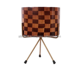 Customizable Gold Metal Desk Pot <b>Flower</b> <b>Basket</b> <b>For</b> Farmhouse Balcony Garden Indoor outdoor decoration and fully - Product Image 1