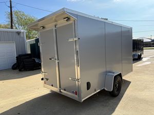 Remorque de transport utilitaire fermée, mono-essieu, capacité de charge 1001-2000 kg - Product Image 5