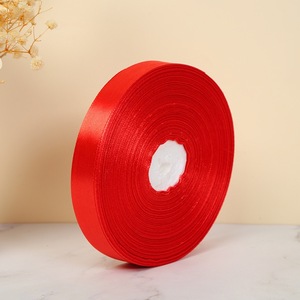 ม้วนริบบิ้นผ้าซาตินตามสั่งขนาด10-1500มม. 100% ขอบตัดทำจากโพลีเอสเตอร์สำหรับคริสต์มาสขนาด10-100มม. บรรจุภัณฑ์ขายส่ง - Product Image 6