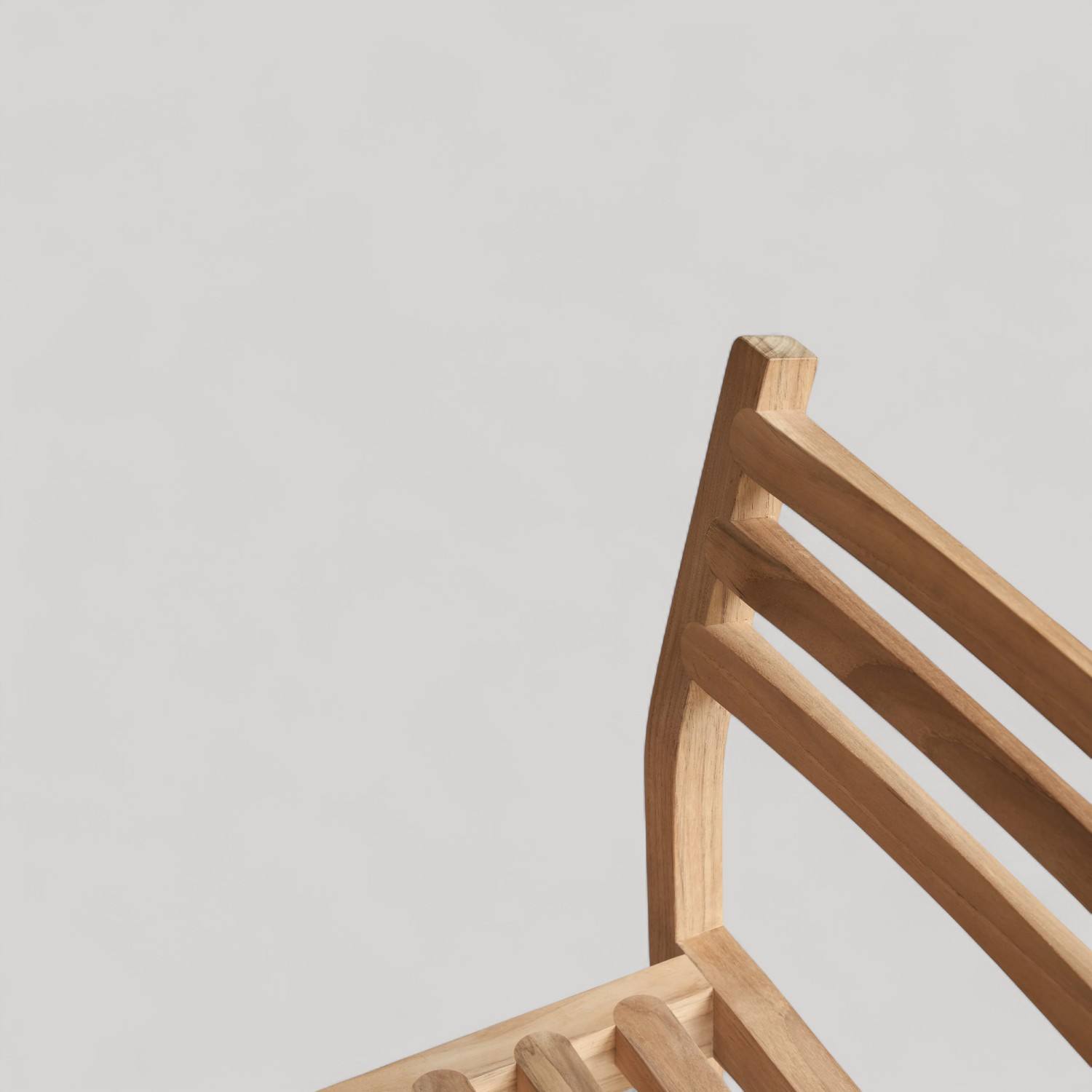 ไม้สักยังไม่เสร็จ