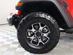 Jeep Wrangler Unlimited Rubicon 2018 / Disponible à la vente avec faible kilométrage, moteur essence, véhicule bien entretenu et sans accidents - Product Image 6