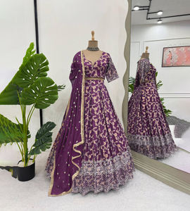 Exclusivo Lehenga Choli de Diseño Tradicional para Mujer, Ropa India para Fiestas, Bodas, Eventos Nupciales, Estilo Bollywood, Completamente Cosido - Product Image 1