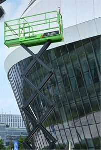 LS1012E Élévateur électrique à ciseaux automoteur Camion à haute altitude 12m Hauteur de travail maximale 350kg Charge nominale - Product Image 5