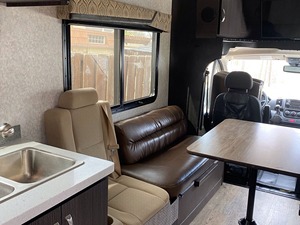PROVEEDOR DE Autocaravanas Usadas Dy namax REV Clase C, Año 2016 - Product Image 3