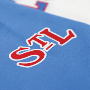 เสื้อฮู้ดแบบสวมหัวผ้ากำมะหยี่มี350โพลีเอสเตอร์60% ขนแกะกำมะหยี่สีงาช้าง STL โลโก้ออกแบบได้ตามต้องการ - Product Image 4