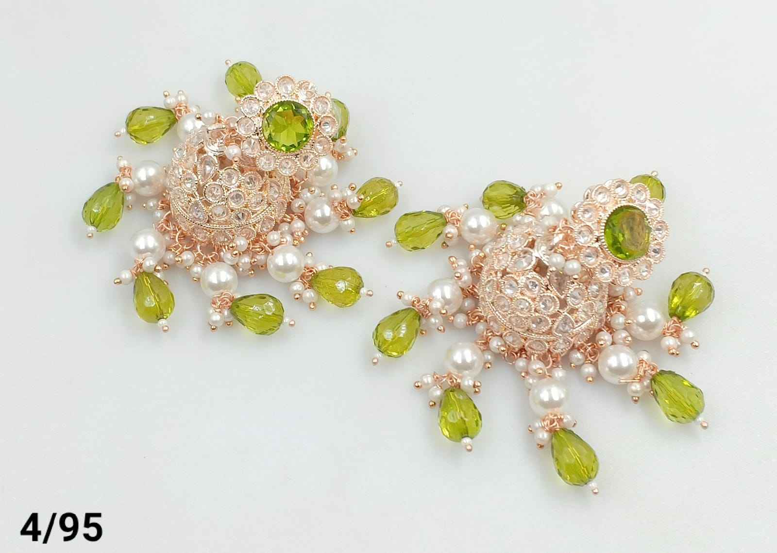 สีเขียว